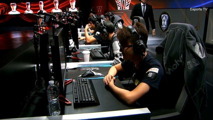 SKT vs FW (Bo1) - LOL World Championship 2016 Day 4 - SKT T1 vs FW - SKT T1 vs Flash Wolves_21