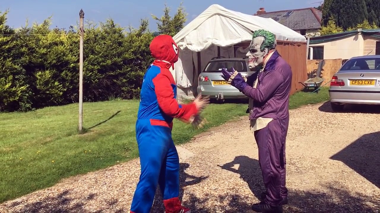 FROZEN ELSA KINDER EGG POO PRANK!! - Spiderman Vs Joker w/ Frozen Elsa - Superhero In Real Life