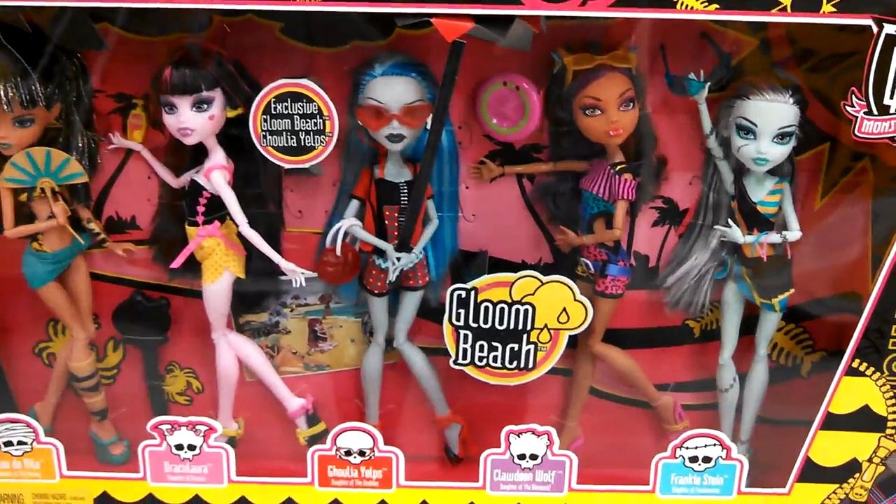 Snow Bite Threaderella All New Monster High Dolls Display Nov 2016 Series