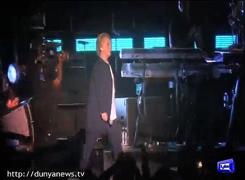Hillary Clinton casts vote in American Presidential Elections 2016.