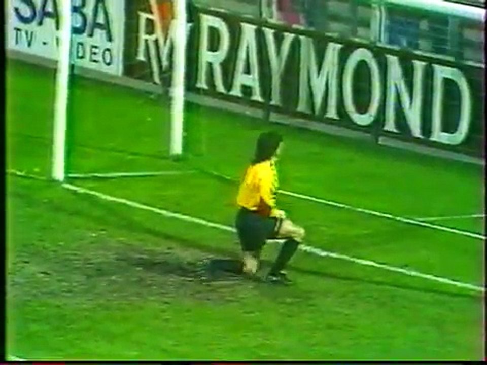 20.10.1993 - 1993-1994 UEFA Cup 2nd Round 1st Leg SV Casino Salzburg 1-0 Royal Antwerp FC