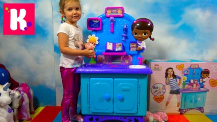 Доктор Плюшева большая Клиника доктора Дисней музыкальная игрушка играем куклами лечим игрушки