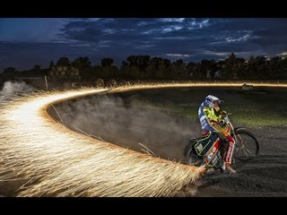 Những Hình Ảnh Ấn Tượng Về Những Phượt Thủ Máu Liều Nhất | Việt Vivu |