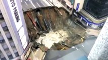 Regardez le spectaculaire effondrement d'une avenue d'une grande ville du sud du Japon