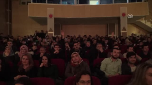 Tiyatro Sporu Oyunları Sahnelendi