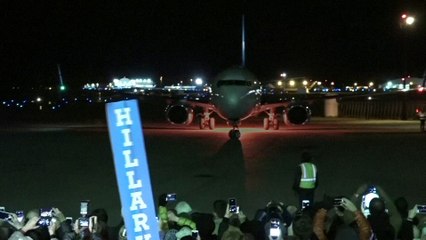 Hillary Clinton rentre chez elle dans l'Etat de New York