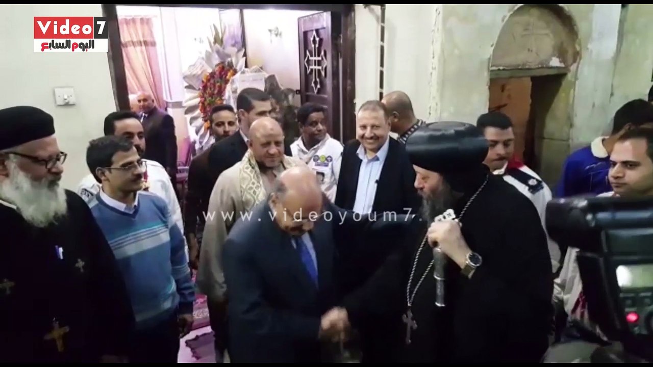 بالفيديو..أقباط أسيوط يحتفلون بالعيد الـ30 لتجل...