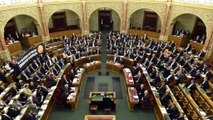 Nem fogadta el az alaptörvény módosítását a magyar parlament