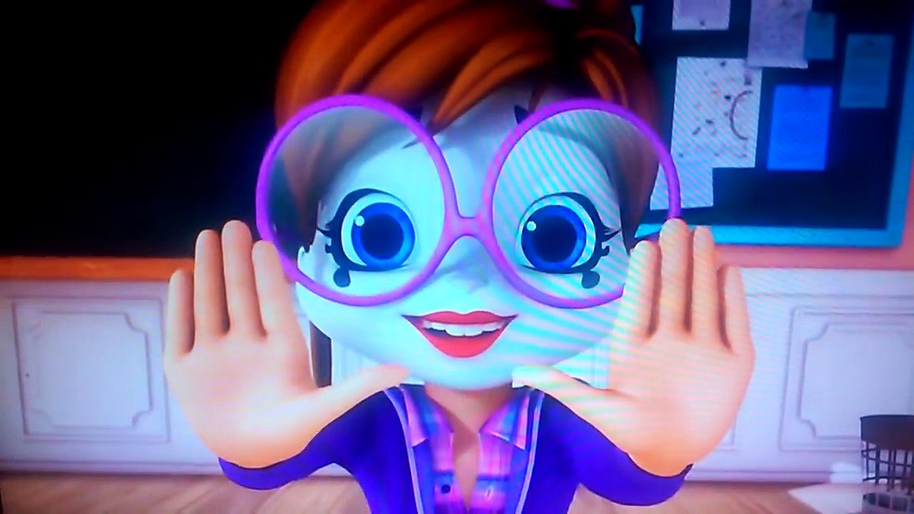 32)  The Chipettes- -Still Standing-