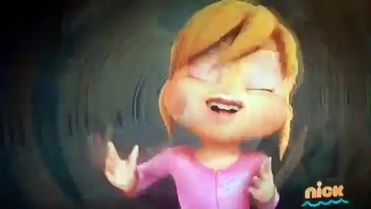 24) Queen of the world chipettes