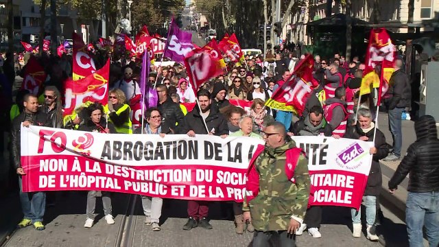 Infirmiers et aides-soignants manifestent à Paris et Marseille