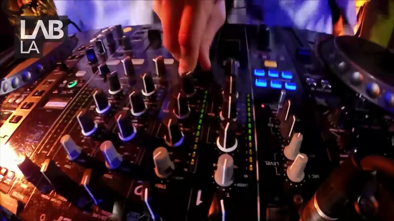 FLOSSTRADAMUS trap and hip hop DJ set in The Lab LA_10