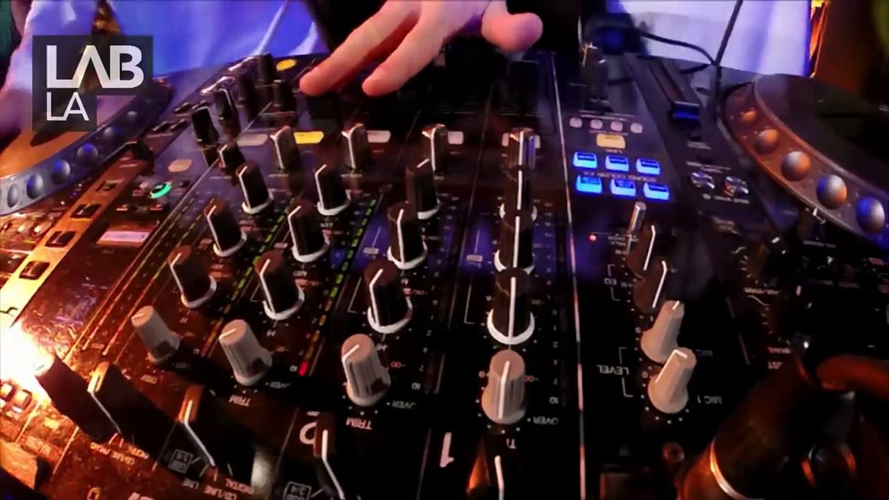 FLOSSTRADAMUS trap and hip hop DJ set in The Lab LA_27