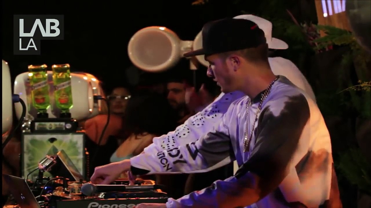 FLOSSTRADAMUS trap and hip hop DJ set in The Lab LA_49