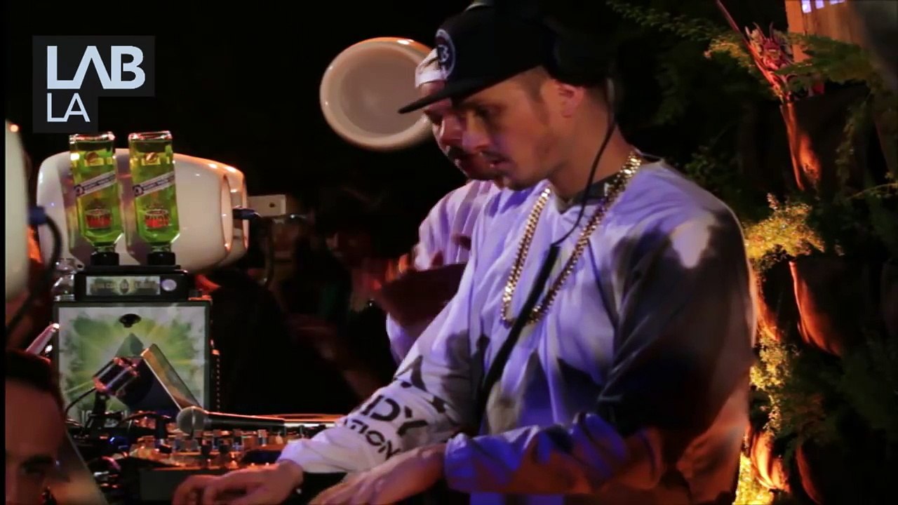 FLOSSTRADAMUS trap and hip hop DJ set in The Lab LA_62