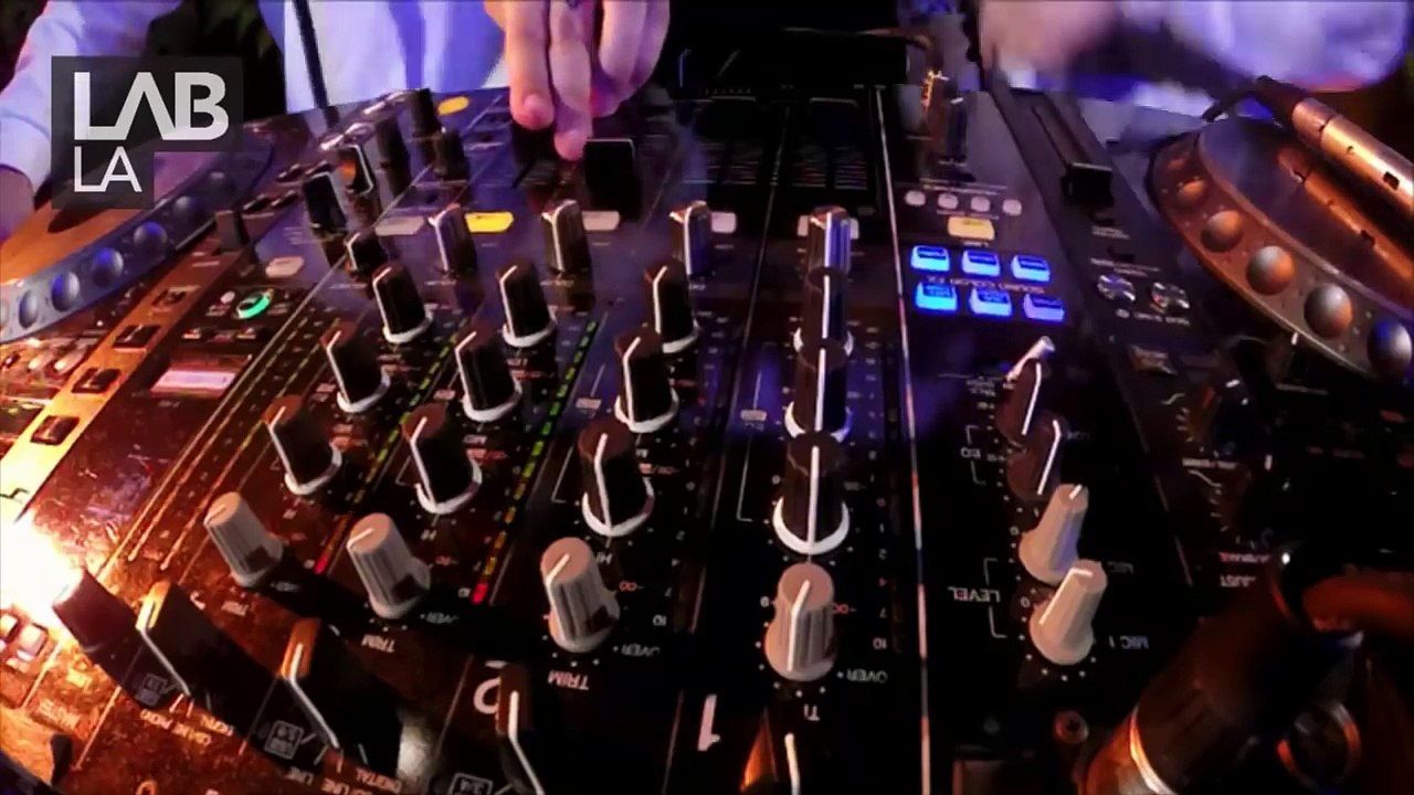 FLOSSTRADAMUS trap and hip hop DJ set in The Lab LA_86
