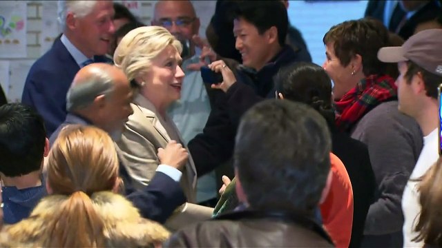Hillary Clinton votó en las elecciones de EEUU