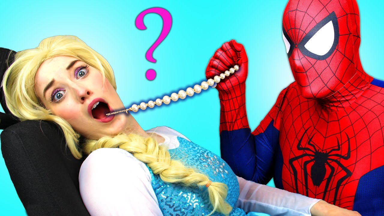 Frozen Elsa’s GROSS FEET! w  Spiderman Maleficent Joker Pink Spidergirl Candy! Funny Superhero Video