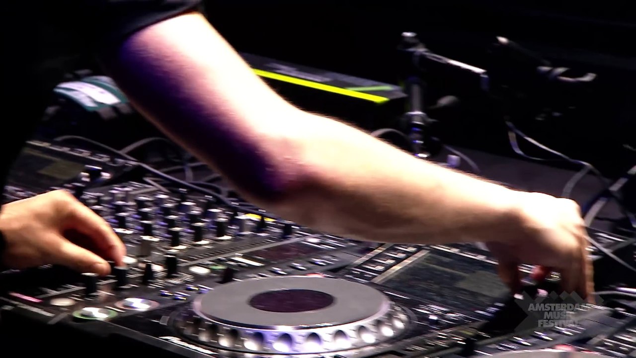 Martin Garrix - Amsterdam Music Festival (2014)_59