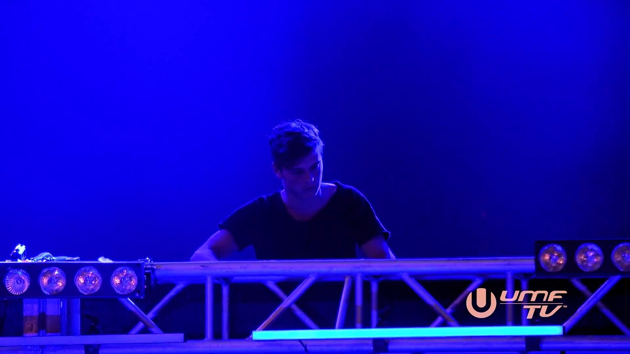 Martin Garrix LIVE @ Ultra Music Festival Miami (2015)_4