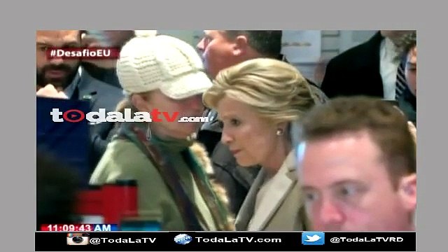 Momento en que Hillary Clinton ejerce su derecho al voto-CDN-Video