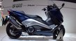 2017 Yamaha T-MAX 530 SX DX [SALON DE MILAN] : le T-MAX de l’ère numérique (prix, nouveautés, équipements)