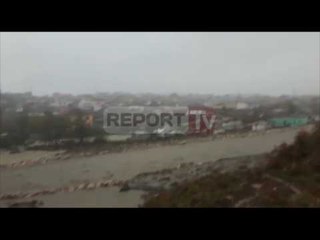 Report TV - Reshjet e shiut situatë e rende ne bregun e lumit ne Babrru