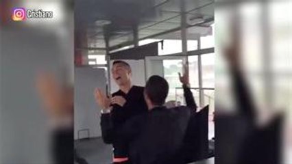 @TheBuzzer: ¡Qué susto Cris!