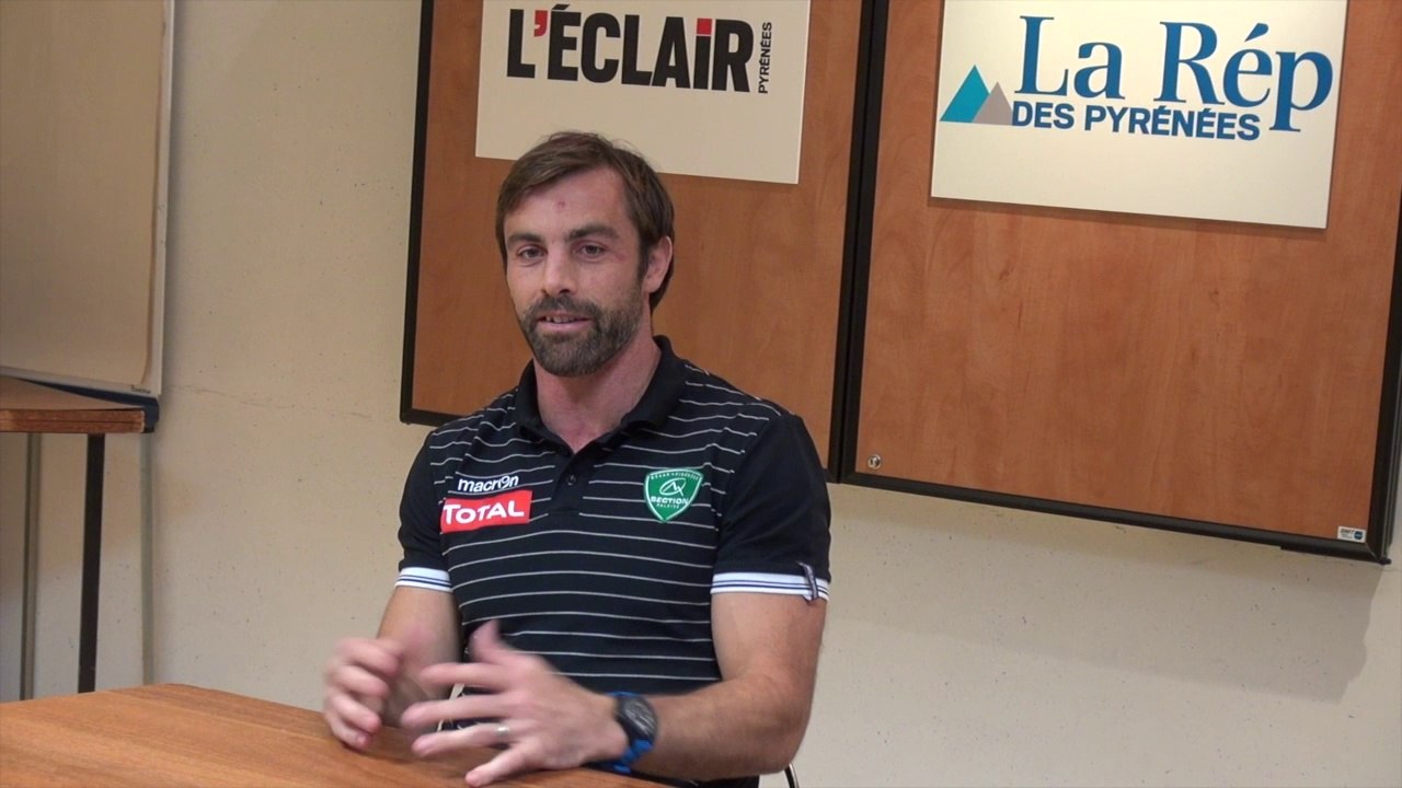 Conrad Smith face aux lecteurs de la République des Pyrénées  : "J'adore le public palois"