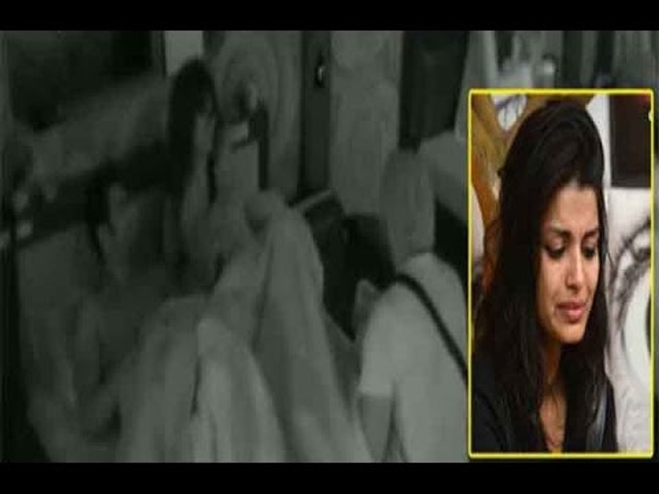 Bigg Boss Season 8 28th October 2014 | Ali Quli Mirza Touches Sonali Raut