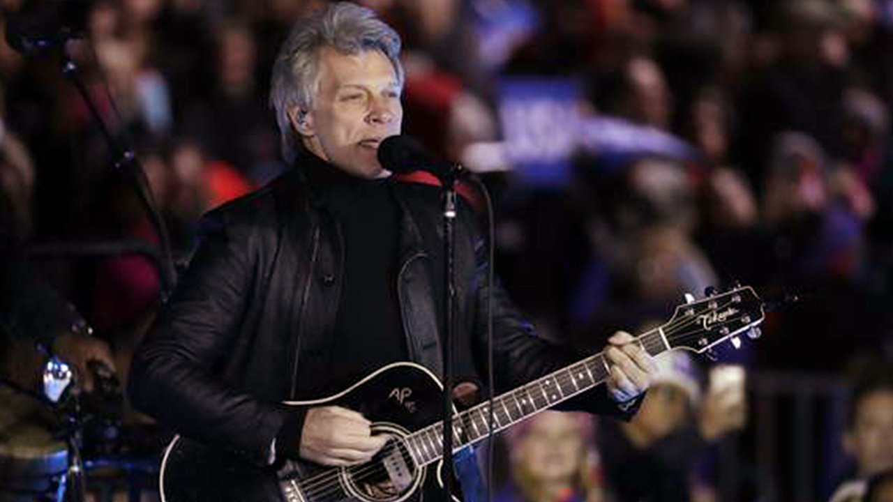 Jon Bon Jovi  Emotional Performance of ‘Here Comes The Sun’ At Final Hillary Clinton Rally