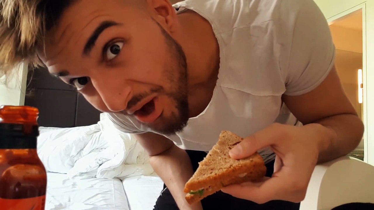 SCHARFE SOßE PRANK!   ApoRed