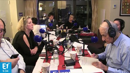 QG de campagne d'Hillary Clinton : "Quand nous nous réveillerons demain matin, nous aurons à travailler ensemble"