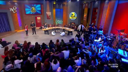 Bilek Güreşinde Dünya 2.si Olan Gamze Çınar Stüdyoda! _ 3 Adam _ Sezon 4 Bölüm 2