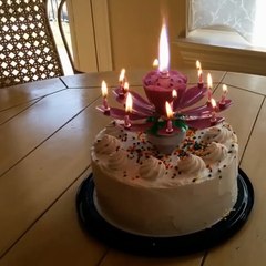 Lotus Candle ❀  Like ViralMega