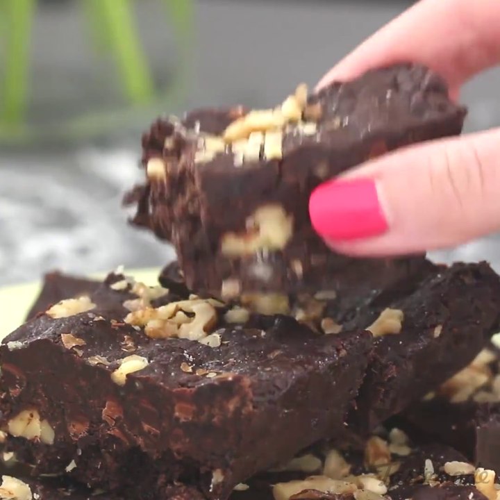 No-Bake Nutty Chocolate Brownie