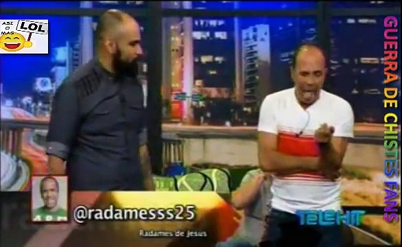 Guerra de Chistes - Fredy El Regio - Radames Borrachitos con frio