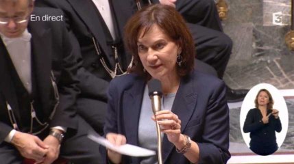 Laurence Rossignol huée à l'Assemblée Nationale