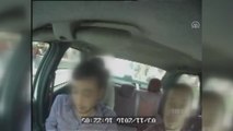 Dolandırıcıları, Bindikleri Taksinin Şoförü Yakalattı