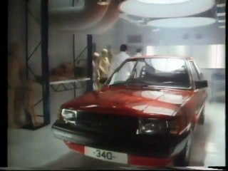 Volvo 340 commercial 1987 - Crash test dummy