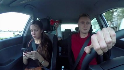 Quand tu en a marre que ta copine soit tout le temps sur son téléphone