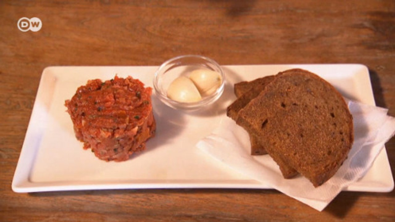 Aprenda a fazer o clássico tartare tcheco