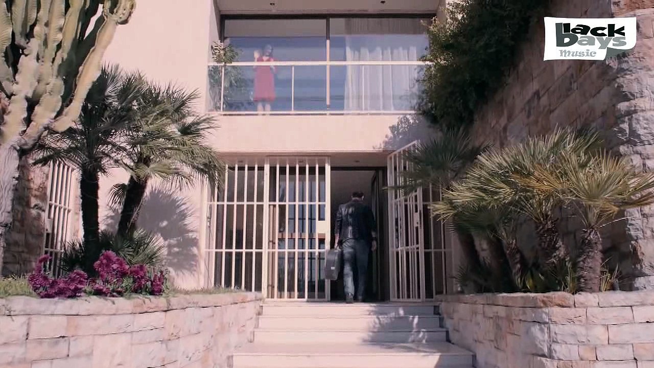 Yara - Ma Baaref - Official Video Clip - يارا - ما بعرف