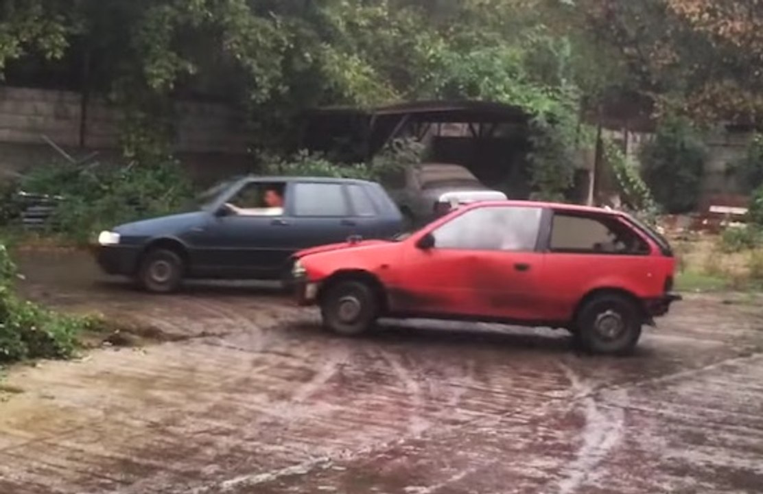 Drift : Suzuki Swift vs Fiat Uno