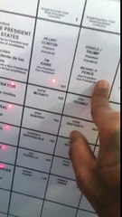 Voting Machine Refuses To Let Me Vote For Donald Trump!!! VOTER FRAUD