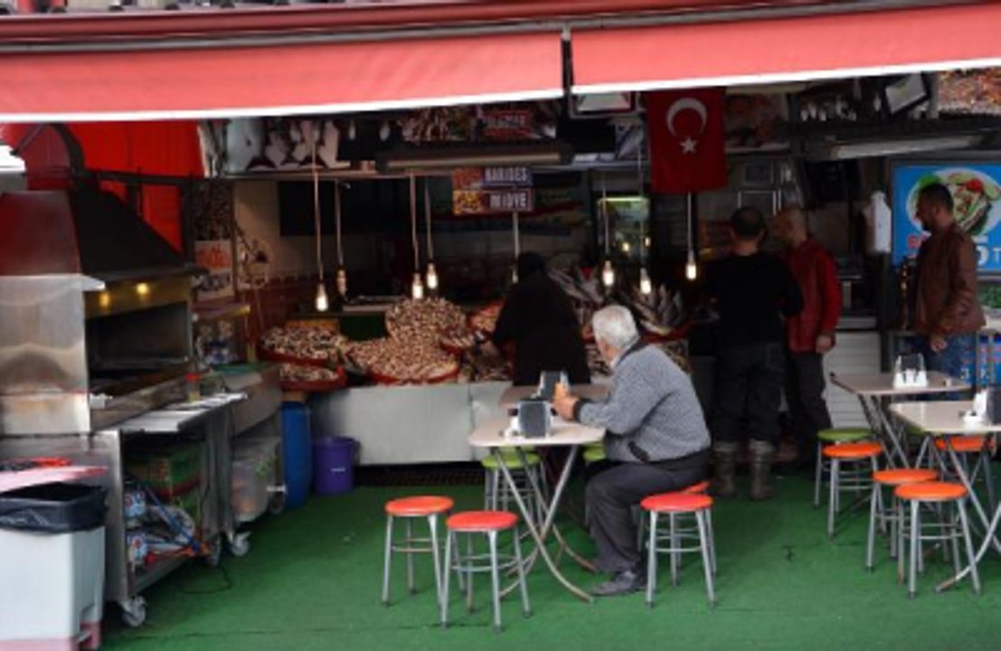 Tutuklanan Çocuğun Balık Çaldığı İş Yeri Sahibi Şikayetini Geri Aldı