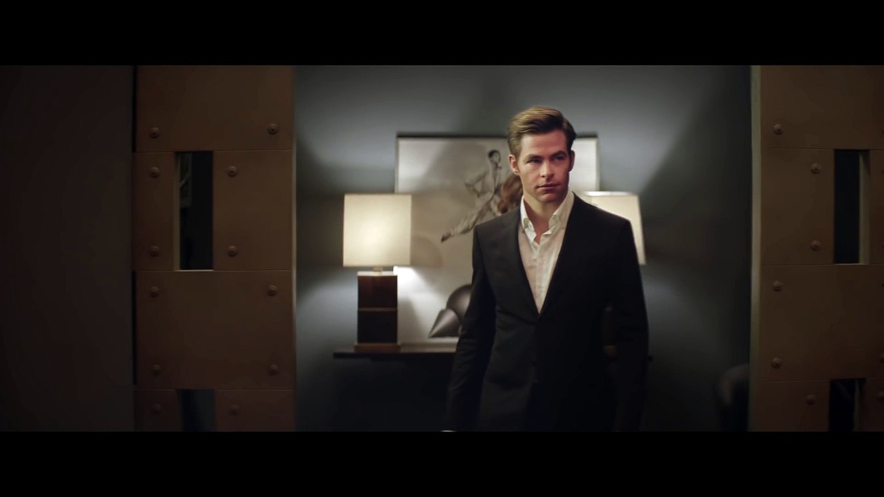 Giorgio Armani : Le nouveau Armani Code Profumo avec Chris Pine