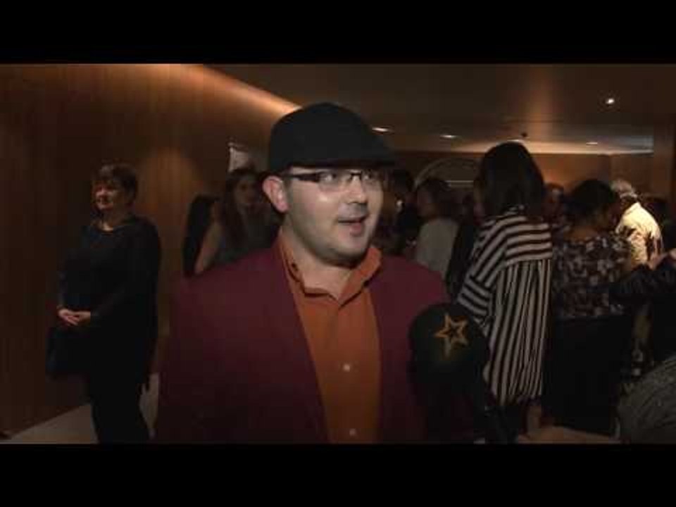 BACKSTAGE - MODNI UTKI NA ESTRADATA