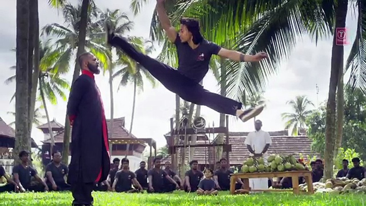 BAGHI HINDI MOVIE OFFICIAL TRAILER TIGER SHROFF