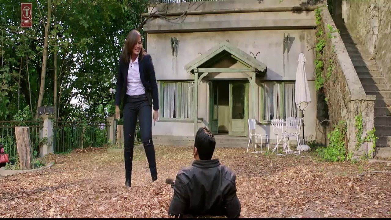 Force 2-  Koi Ishaara Full HD Video Song - John Abraham, Sonakshi Sinha,Amaal Malik - Armaan Malik